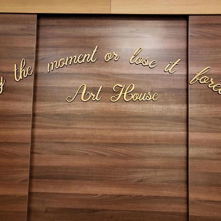 Art House Apartment Floresti  Ngoại thất bức ảnh