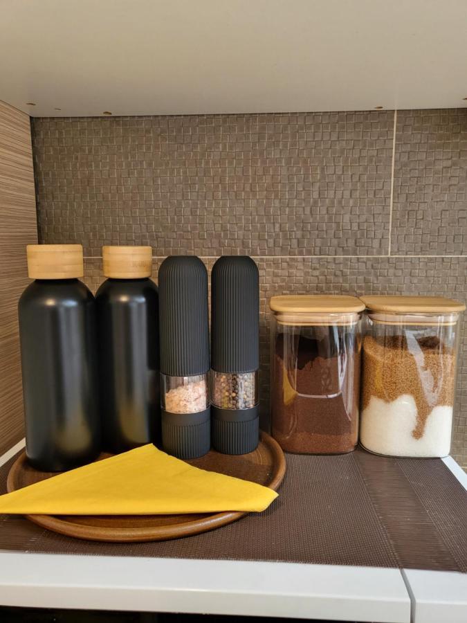 Art House Apartment Floresti  Ngoại thất bức ảnh